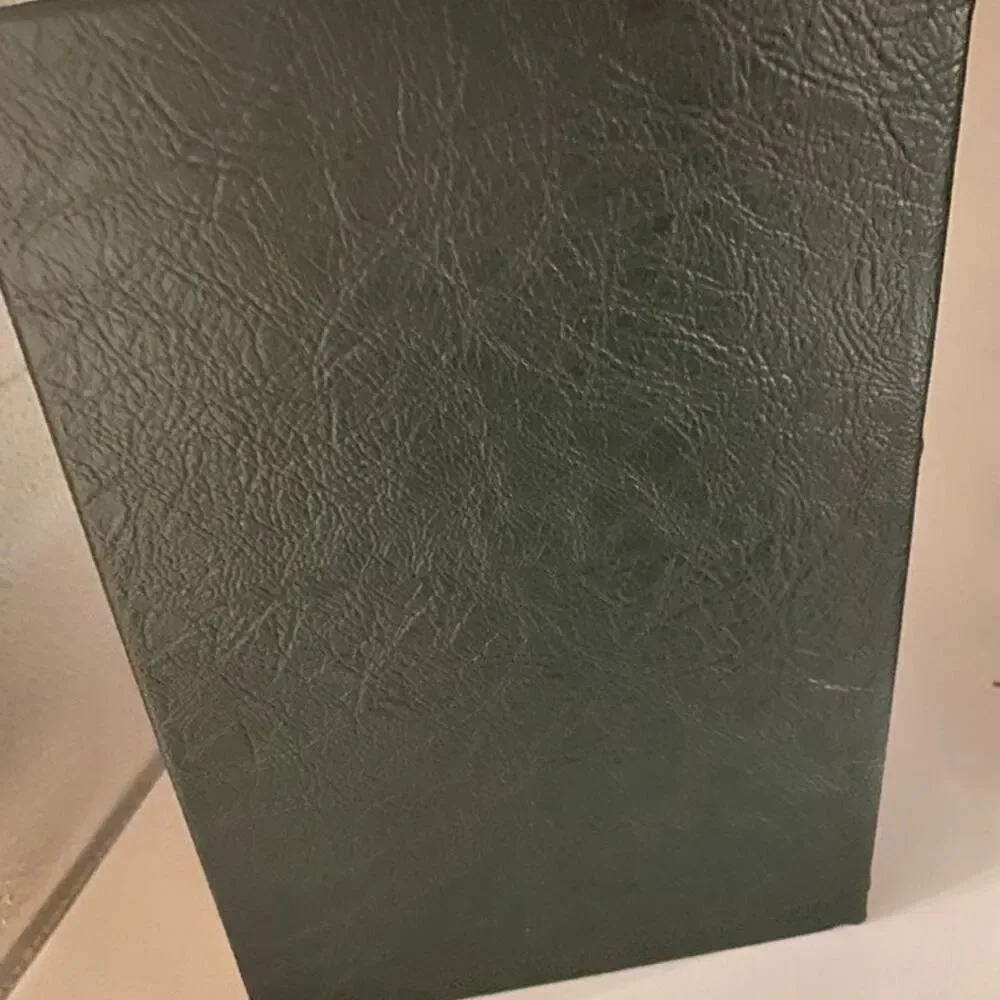 Dianética: El Poder del Pensamiento sobre‎ el Cuerpo  Leather
